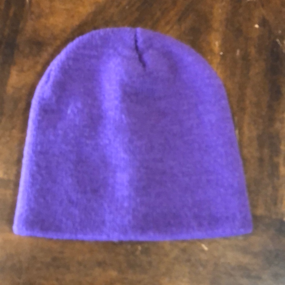 Infant Beanie hat in good used condition